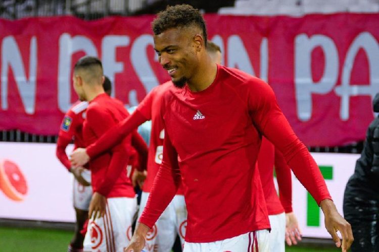 Steve Mounié