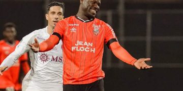 Aiyegun Tosin propulse Lorient en tête de la Ligue 2