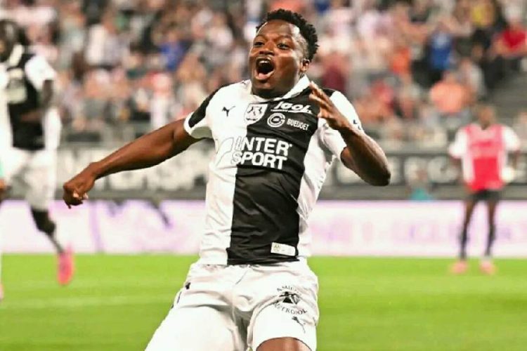 Un début de saison flamboyant pour Ange Chibozo à Amiens
