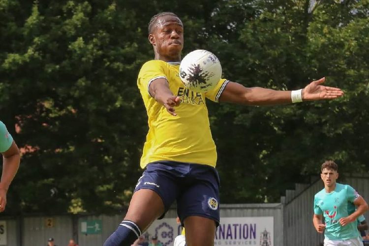Ken Charles Houedanou poursuit son intégration dans le championnat gallois