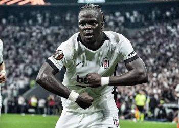 De la Ligue 2 à la Ligue Europa : Comment Junior Olaitan s&rsquo;est imposé comme le nouveau patron de Beşiktaş