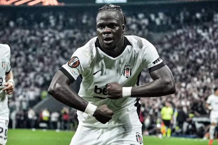 De la Ligue 2 à la Ligue Europa : Comment Junior Olaitan s&rsquo;est imposé comme le nouveau patron de Beşiktaş
