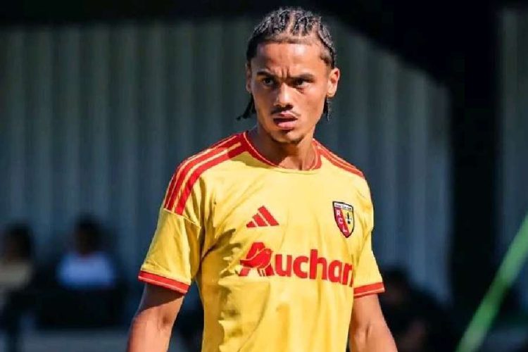 Madi Gnonlonfoun séduit déjà et se rapproche de l&rsquo;équipe première du RC Lens